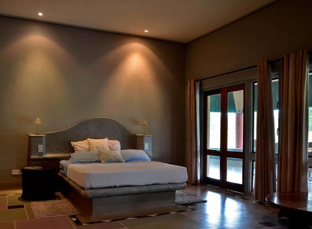 Tingala Lodge - Bed In The Bush Phalaborwa Room photo